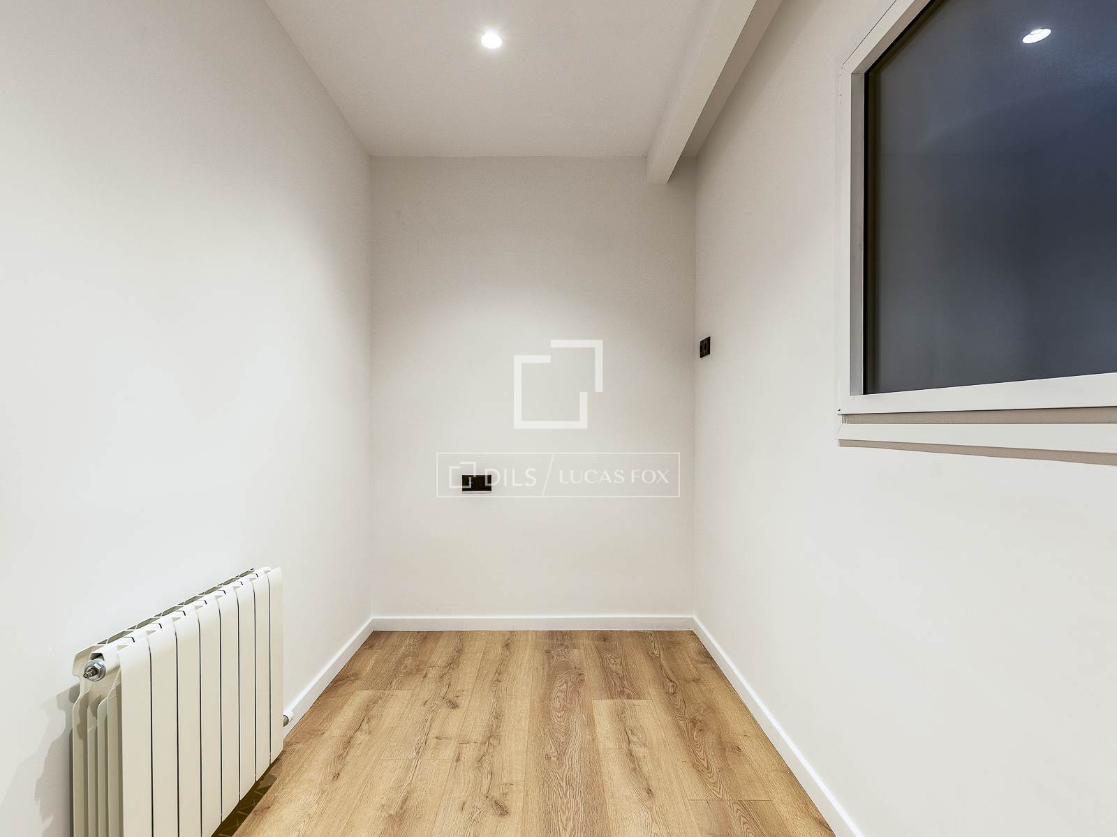 Appartamento a Barcelona, Spagna 3 camere da letto, 152 mq. N° 150840
