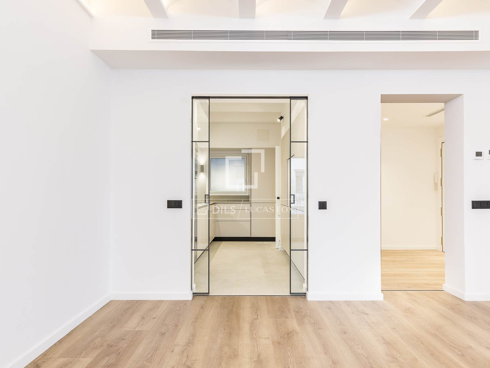 Appartamento a Barcelona, Spagna 3 camere da letto, 152 mq. N° 150840