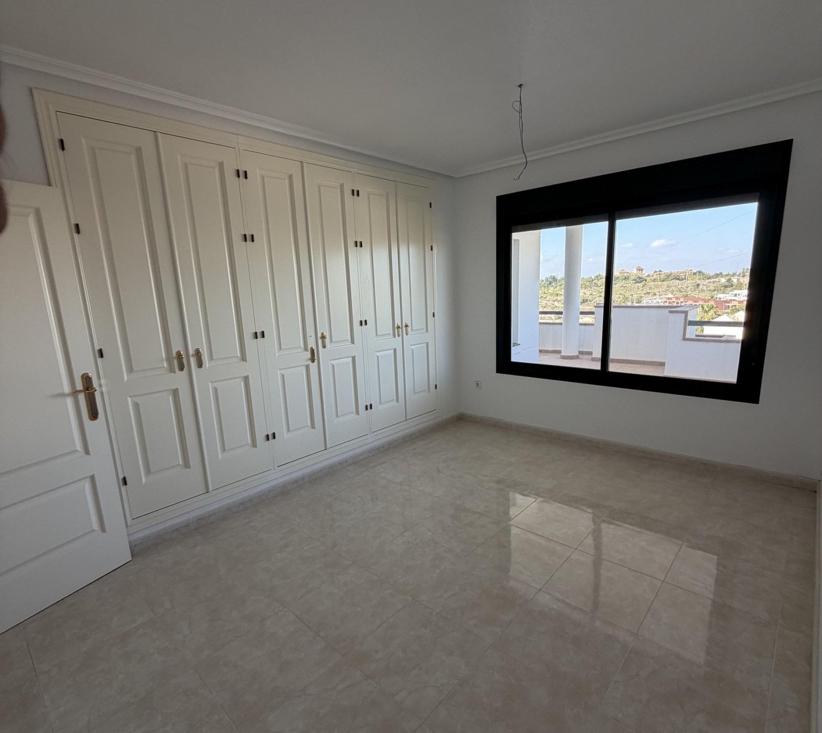 Dzīvoklis Filipinas, Alicante, Spānijā 2 istabas, 98 m2 Nr. 181037