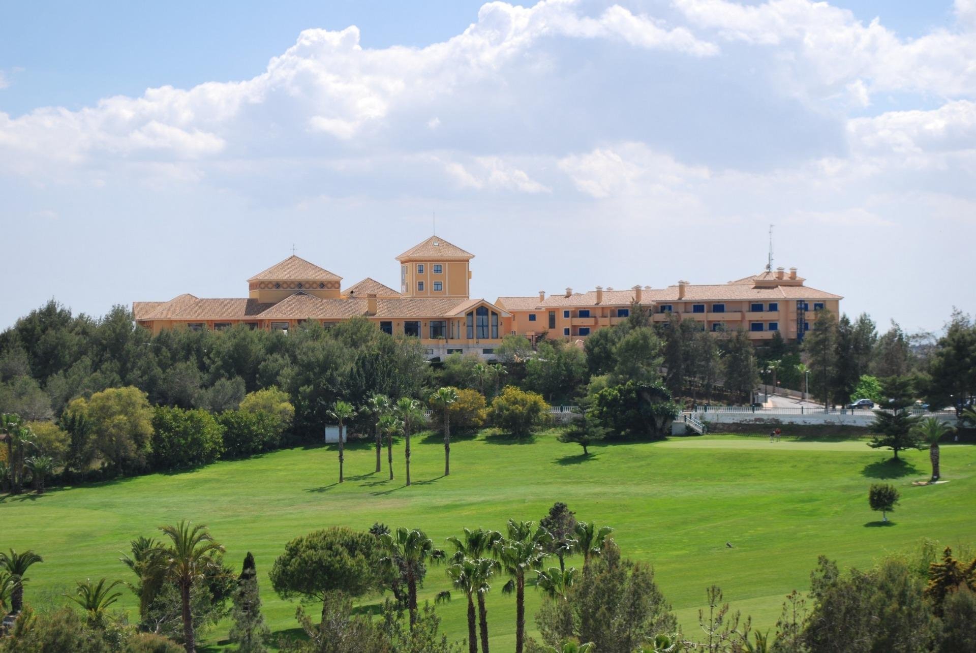 Dzīvoklis Filipinas, Alicante, Spānijā 2 istabas, 98 m2 Nr. 181037