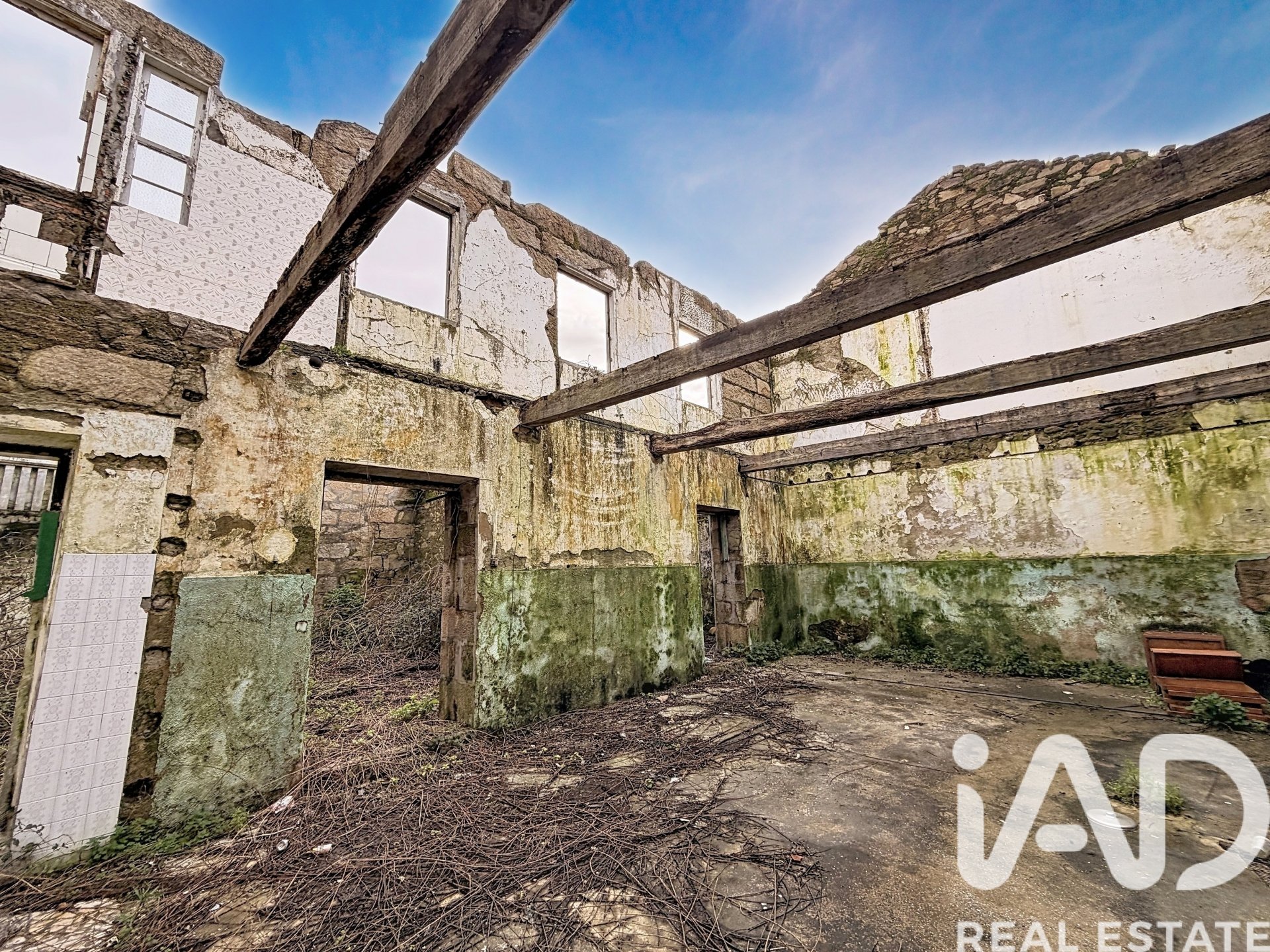Rindu māja Cambados, Pontevedra, Spānijā 6 istabas, 261 m2 Nr. 173133