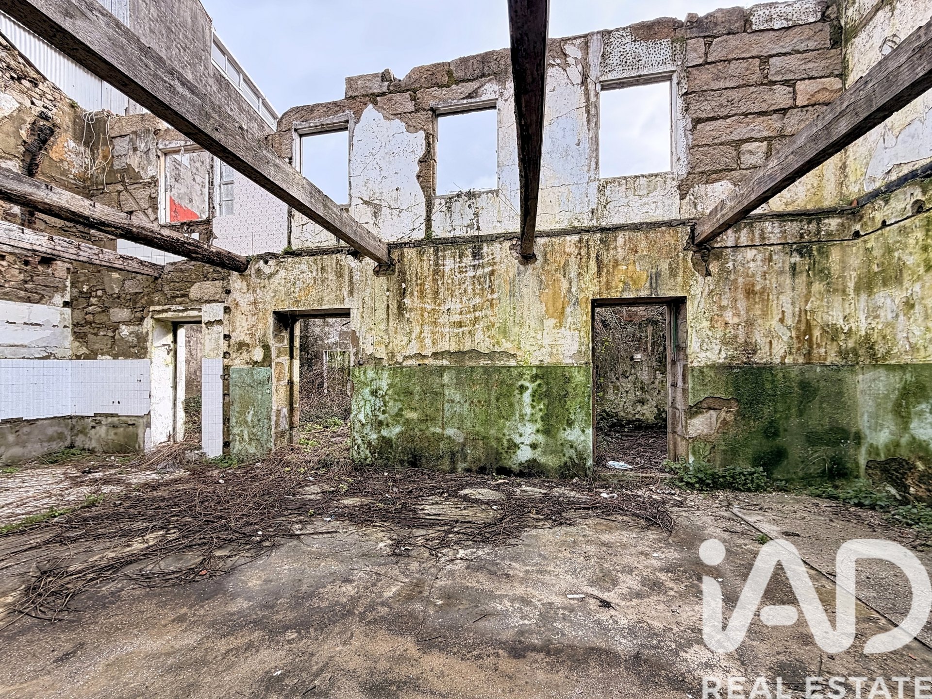 Rindu māja Cambados, Pontevedra, Spānijā 6 istabas, 261 m2 Nr. 173133