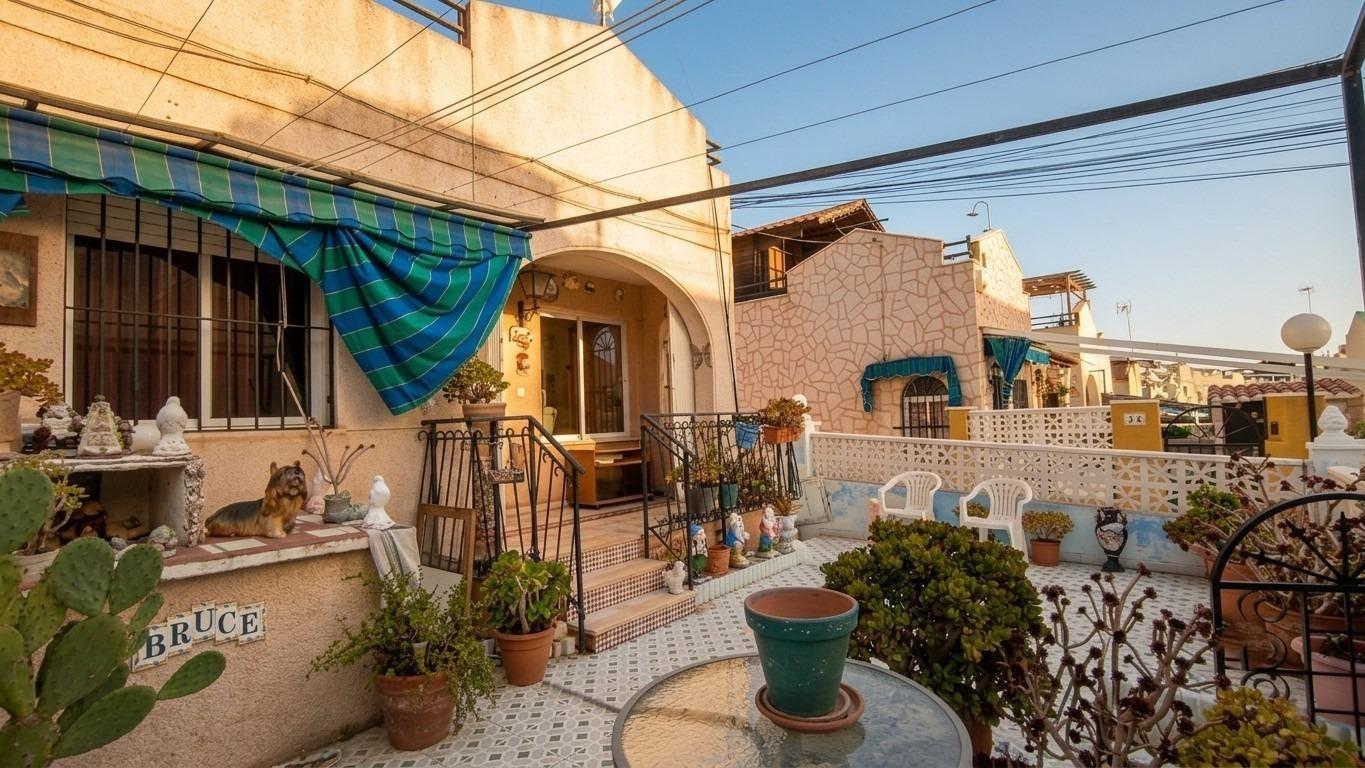 Bungalow i Los Balcones, Alicante, Spanien 2 sovrum, 55 kvm. Nr. 195417