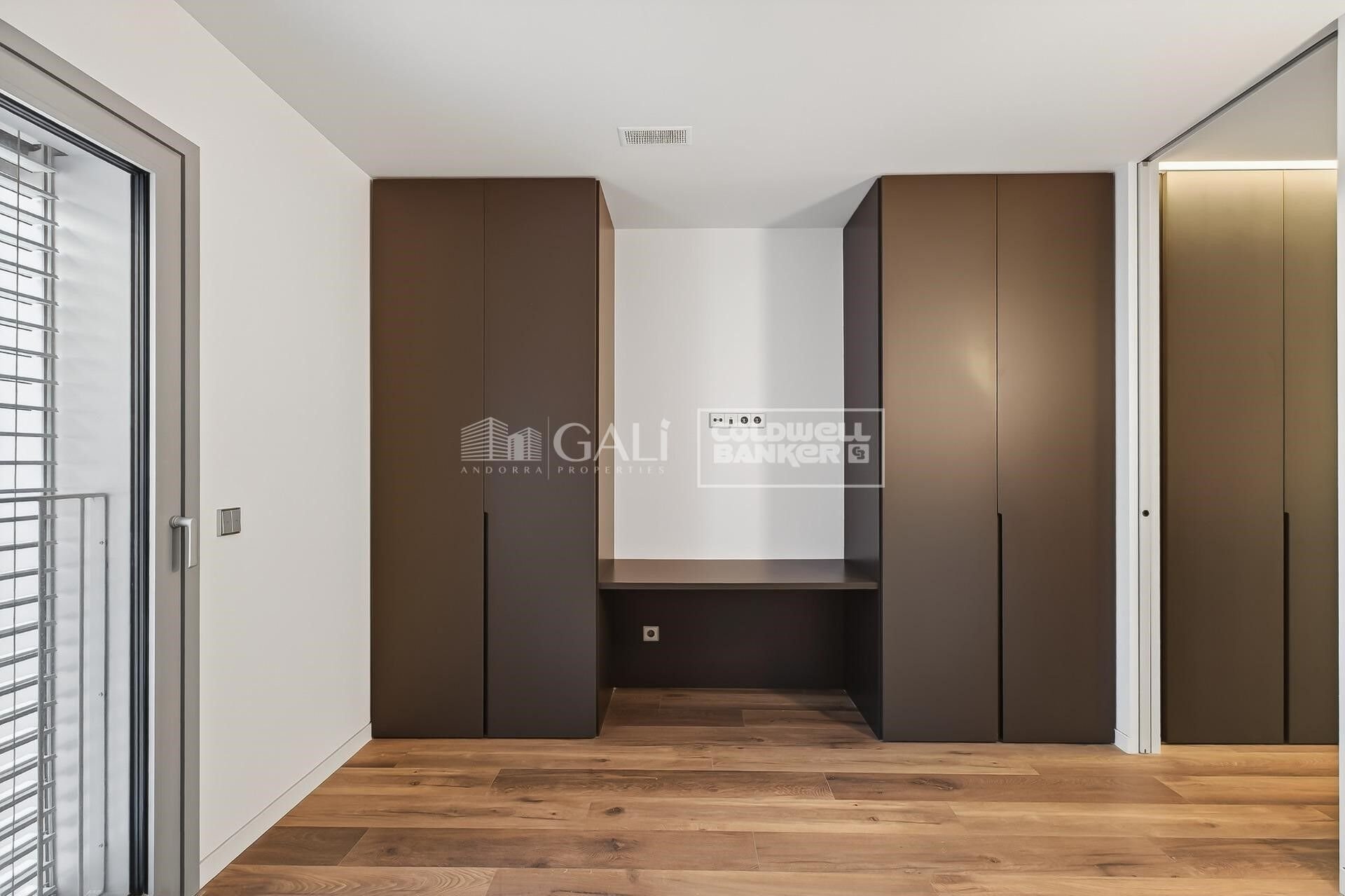 Dzīvoklis Principado De Andorra (Ninguna Poblacion Tiene C.P.), Lleida, Spānijā 3 istabas, 208 m2 Nr. 156806