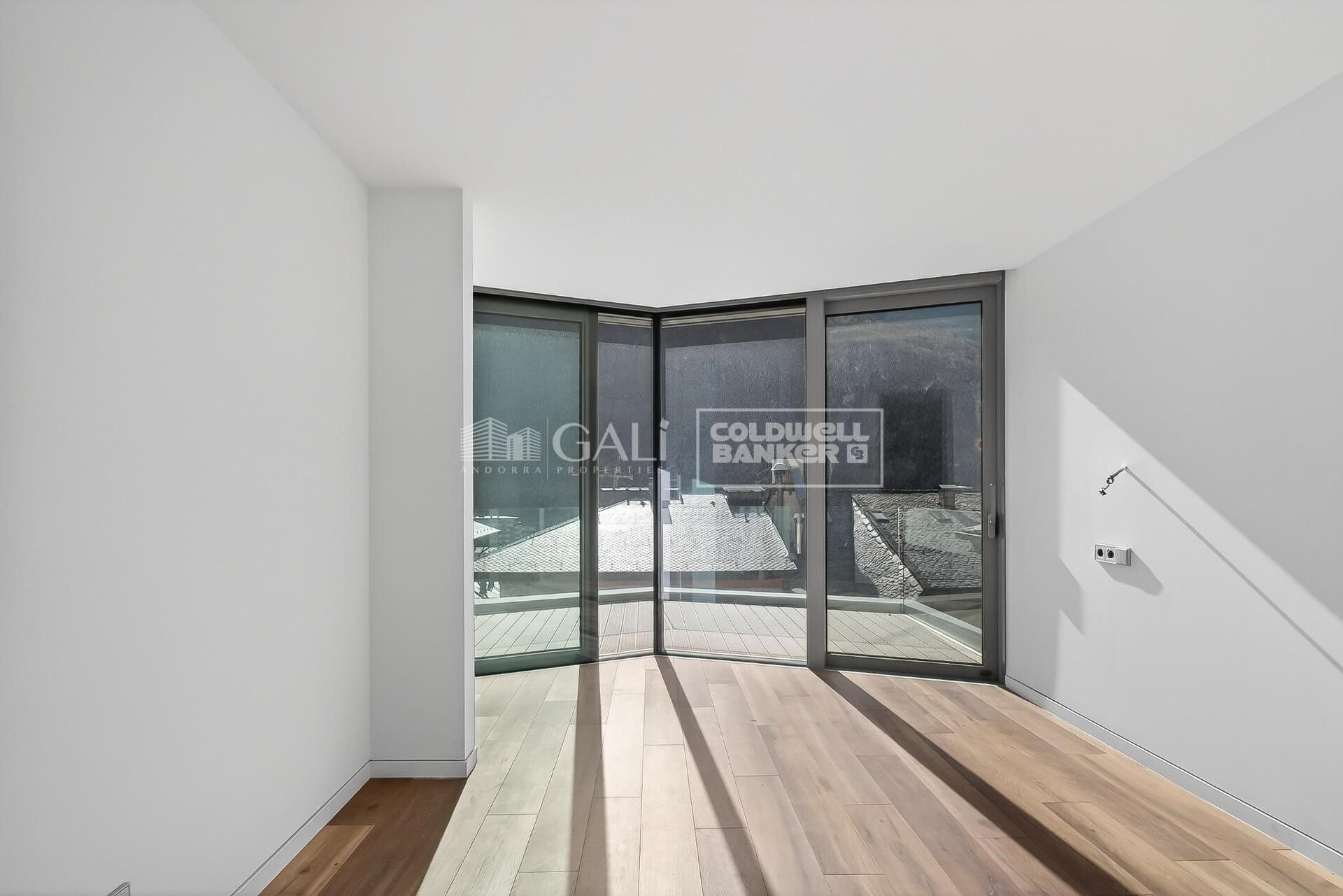 Dzīvoklis Principado De Andorra (Ninguna Poblacion Tiene C.P.), Lleida, Spānijā 3 istabas, 208 m2 Nr. 156806