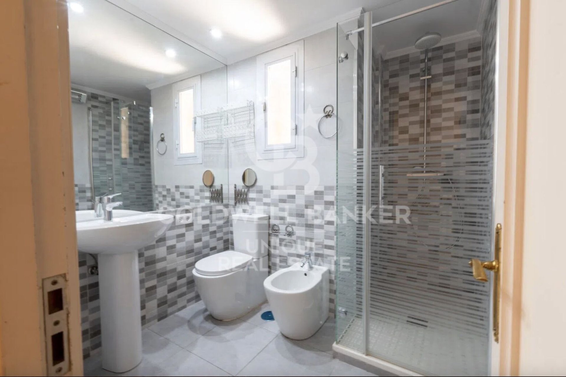 Квартира в Мадрид, Испания 4 спальни, 260м2 №156807