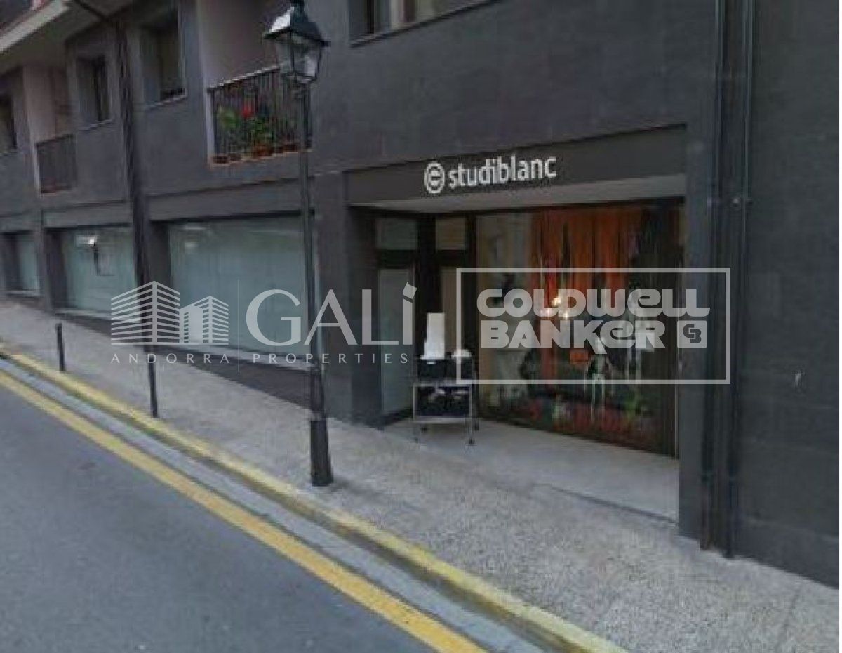 Propiedad comercial en Principado De Andorra (Ninguna Poblacion Tiene C.P.), Lérida, España 133 m2 No. 156805