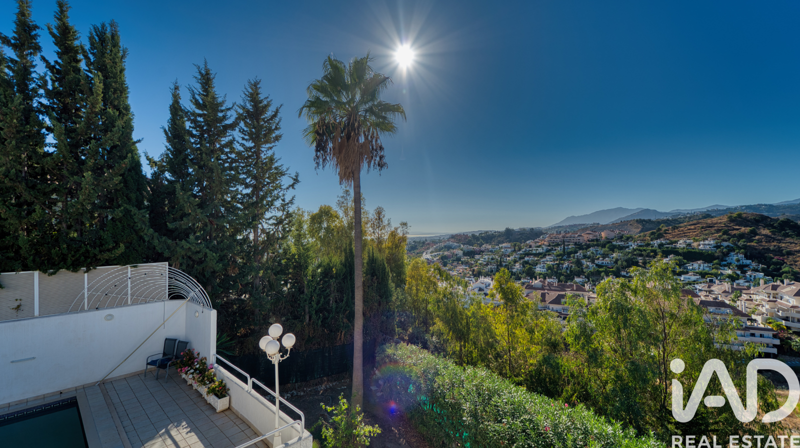 Casa a Marbella, Malaga, Spagna 5 camere da letto, 466 mq. N° 173053