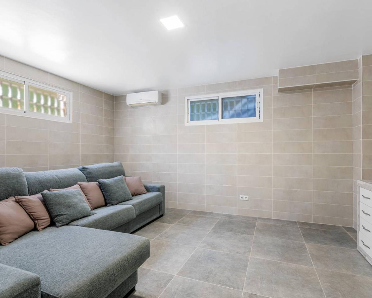 Villa i Ciudad Quesada, Alicante, Spanien 5 sovrum, 211 kvm. Nr. 149132