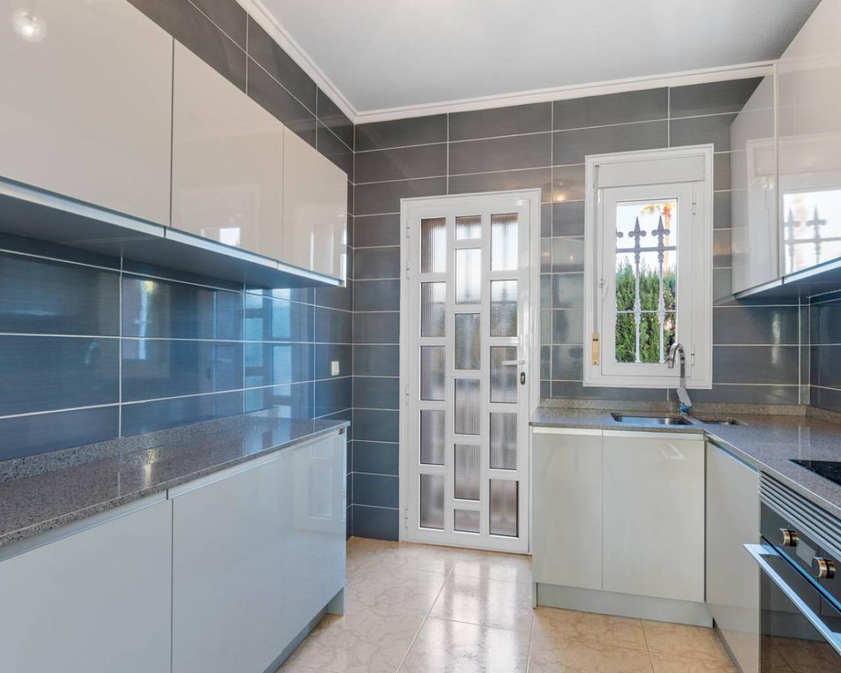 Villa i Ciudad Quesada, Alicante, Spanien 5 sovrum, 211 kvm. Nr. 149132