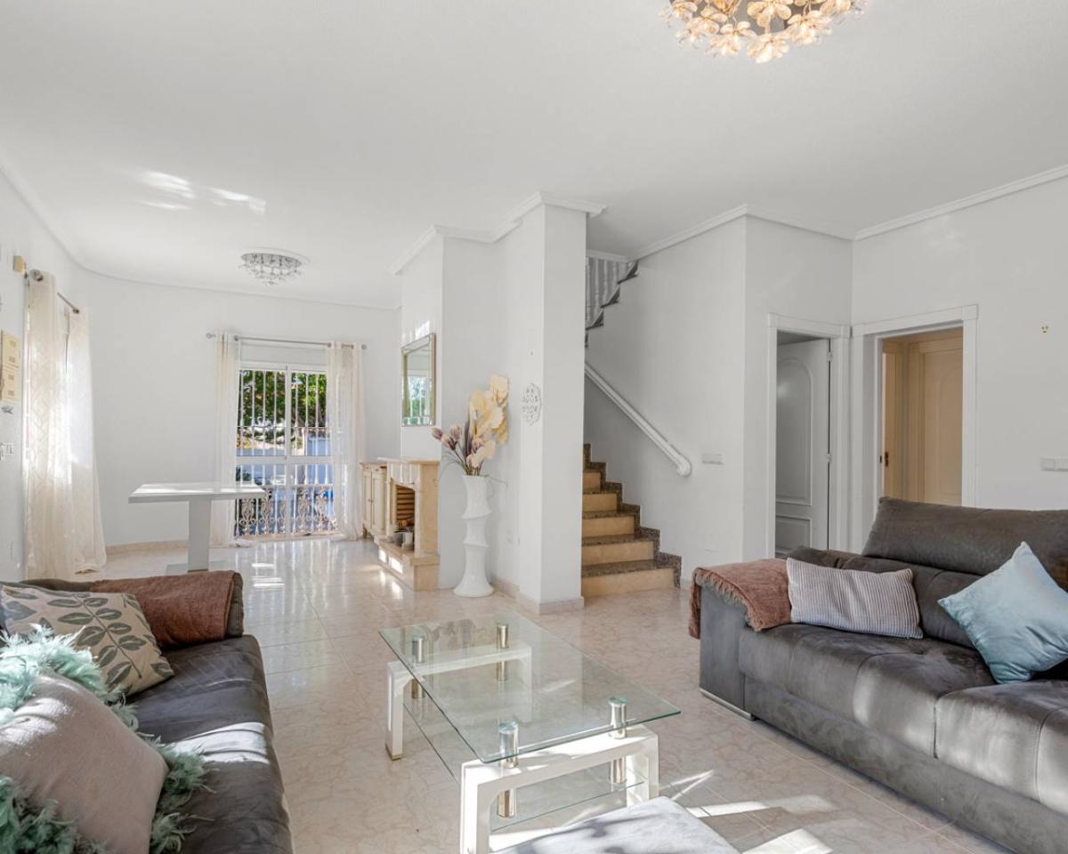 Villa i Ciudad Quesada, Alicante, Spanien 5 sovrum, 211 kvm. Nr. 149132