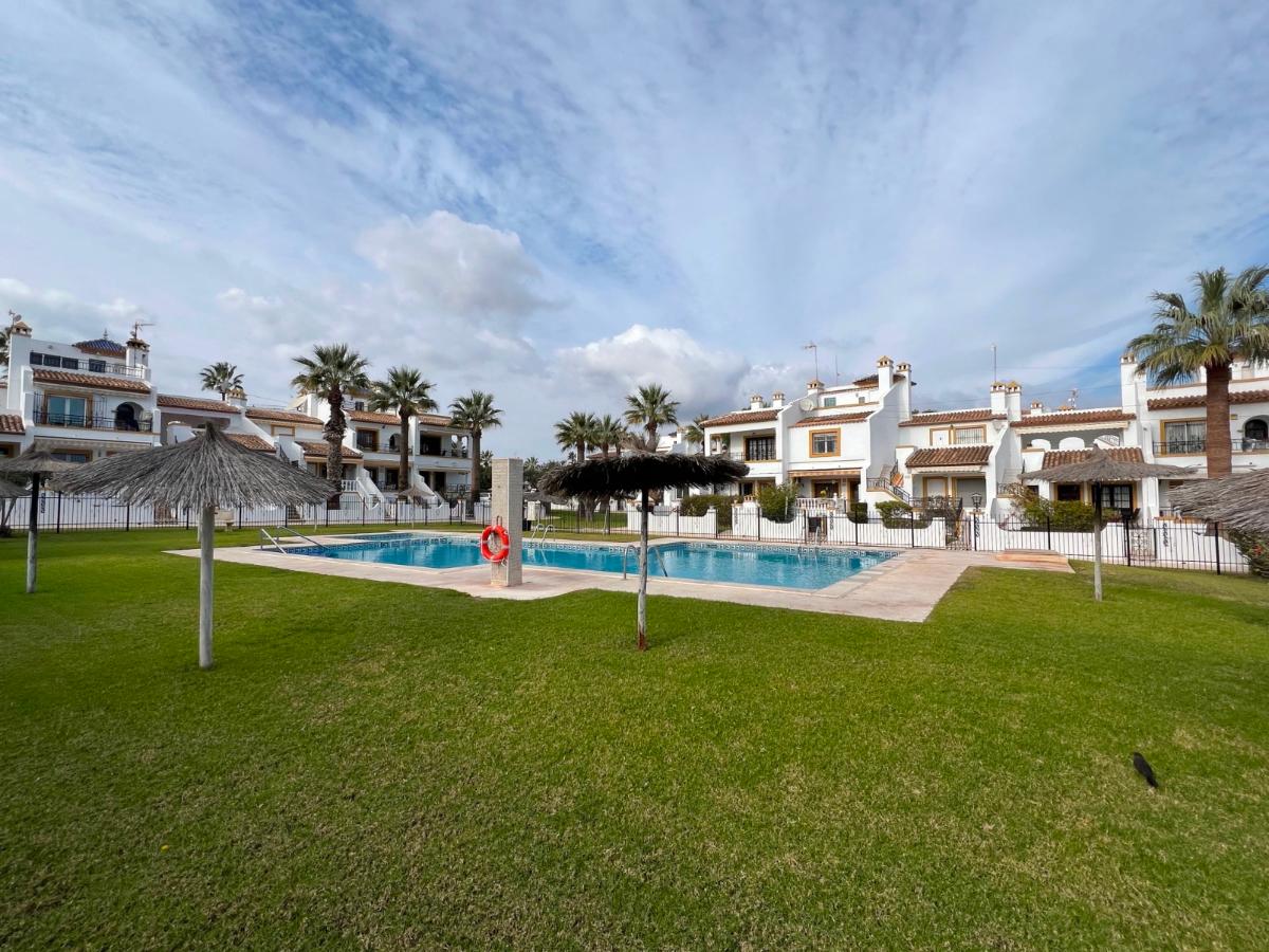 Māja Alicante, Spānijā 3 istabas, 110 m2 Nr. 149138