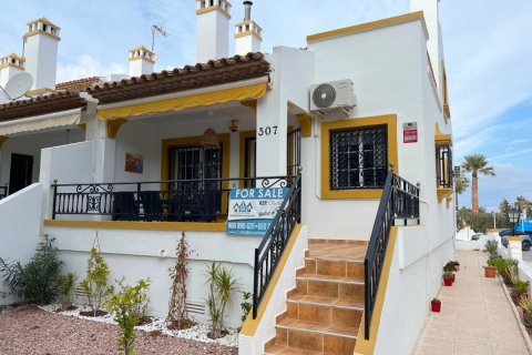 House in Alicante, Spain 3 bedrooms, 110 sq.m. No. 149138