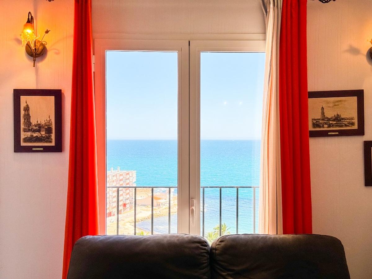 Appartamento a Torrevieja, Alicante, Spagna 3 camere da letto, 80 mq. N° 149136