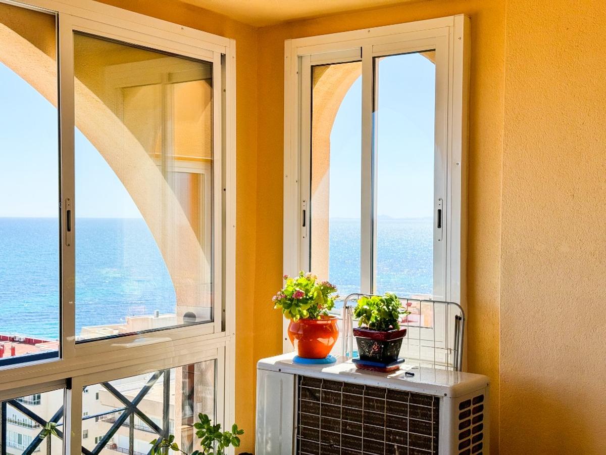Appartamento a Torrevieja, Alicante, Spagna 3 camere da letto, 80 mq. N° 149136