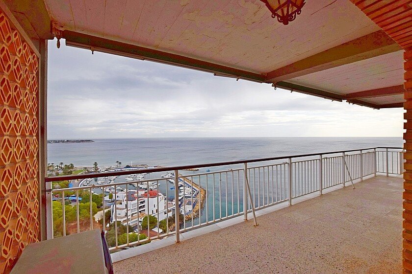 Apartment à Dehesa De Campoamor, Alicante, Espagne 4 chambres, 135 m2 No. 111183