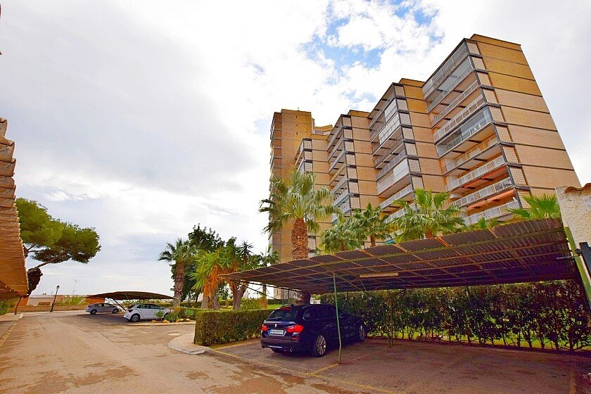 Apartment à Dehesa De Campoamor, Alicante, Espagne 4 chambres, 135 m2 No. 111183
