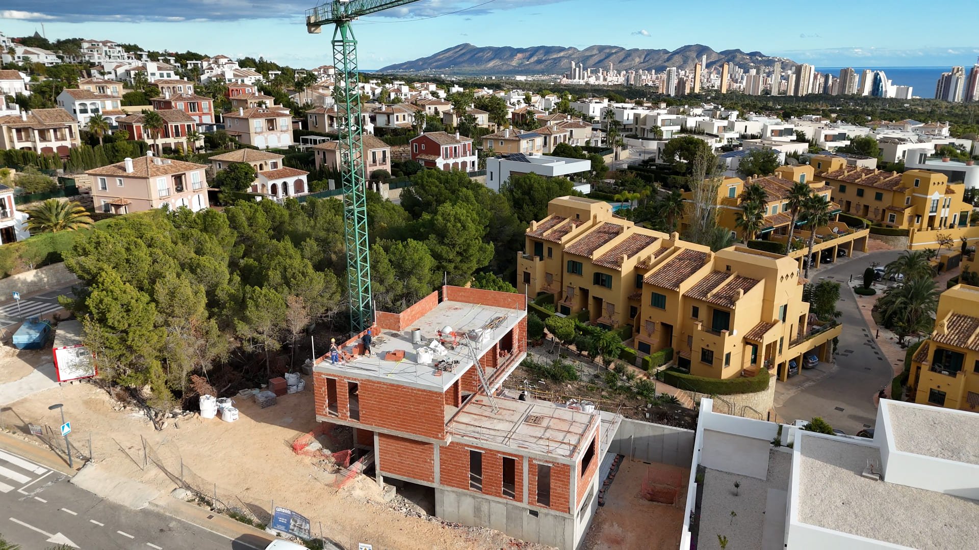 Huvila Finestrat, Alicante, Espanja 6 makuuhuonetta, 375 m2 No. 156328
