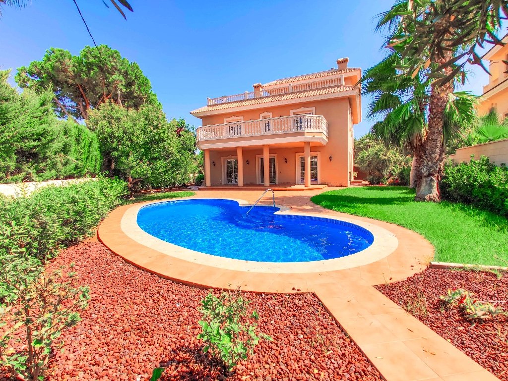 Villa a Cabo Roig, Alicante, Spagna 6 camere da letto, 500 mq. N° 149188