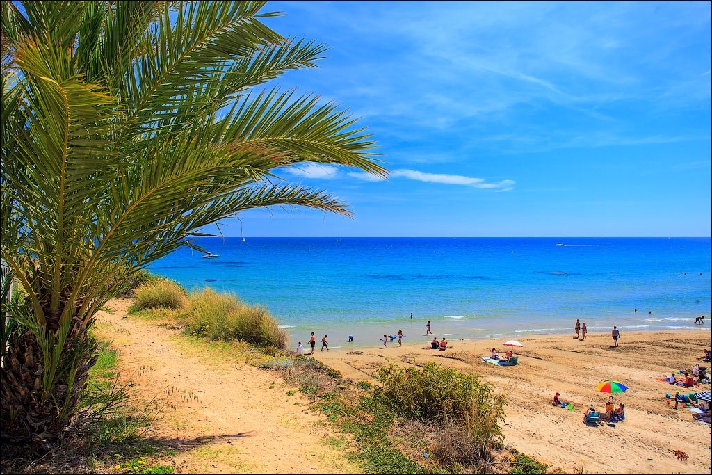 Villa a Cabo Roig, Alicante, Spagna 6 camere da letto, 500 mq. N° 149188