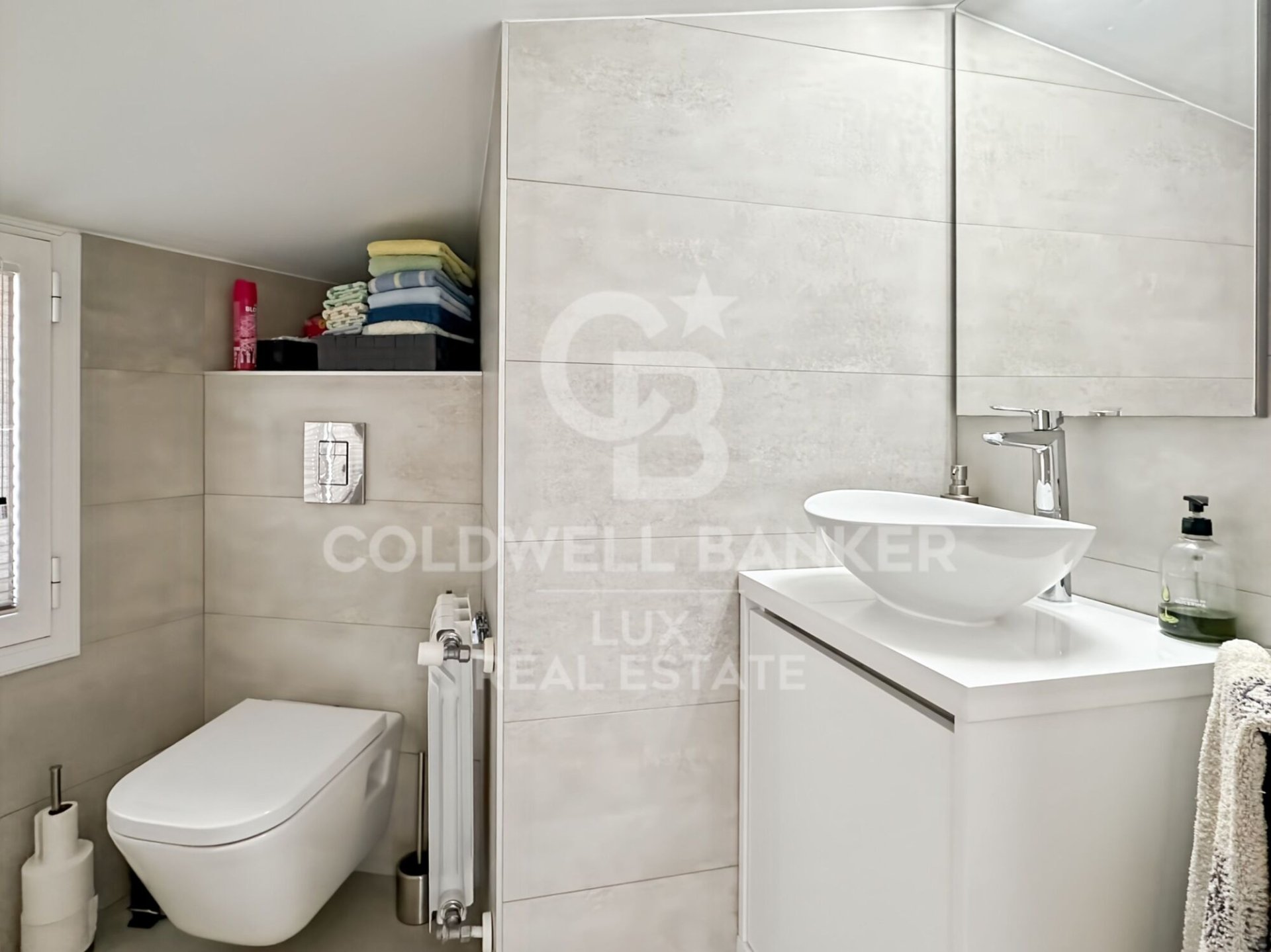 Bliźniak w L'Escala, Girona, Hiszpania 4 sypialnie, 118 mkw. nr 157905
