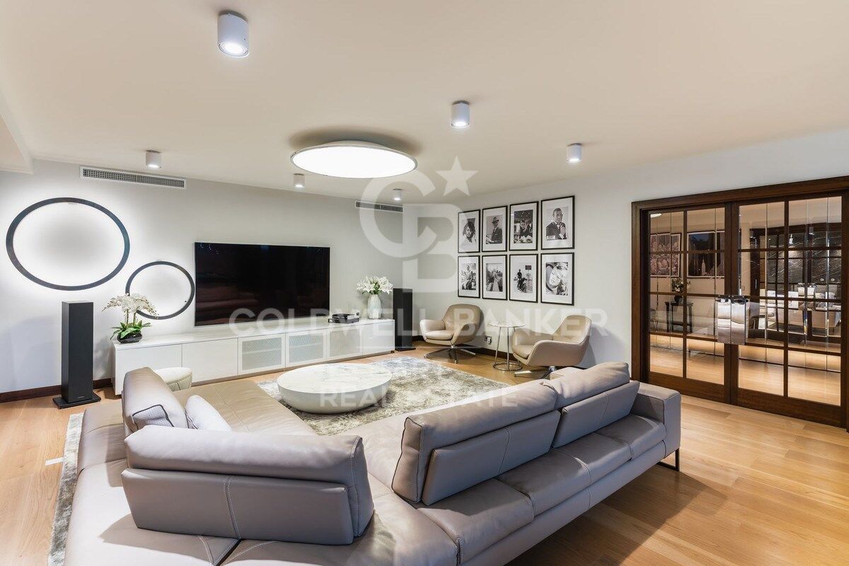 Villa Marbella, Malaga, Spānijā 5 istabas, 592 m2 Nr. 157900