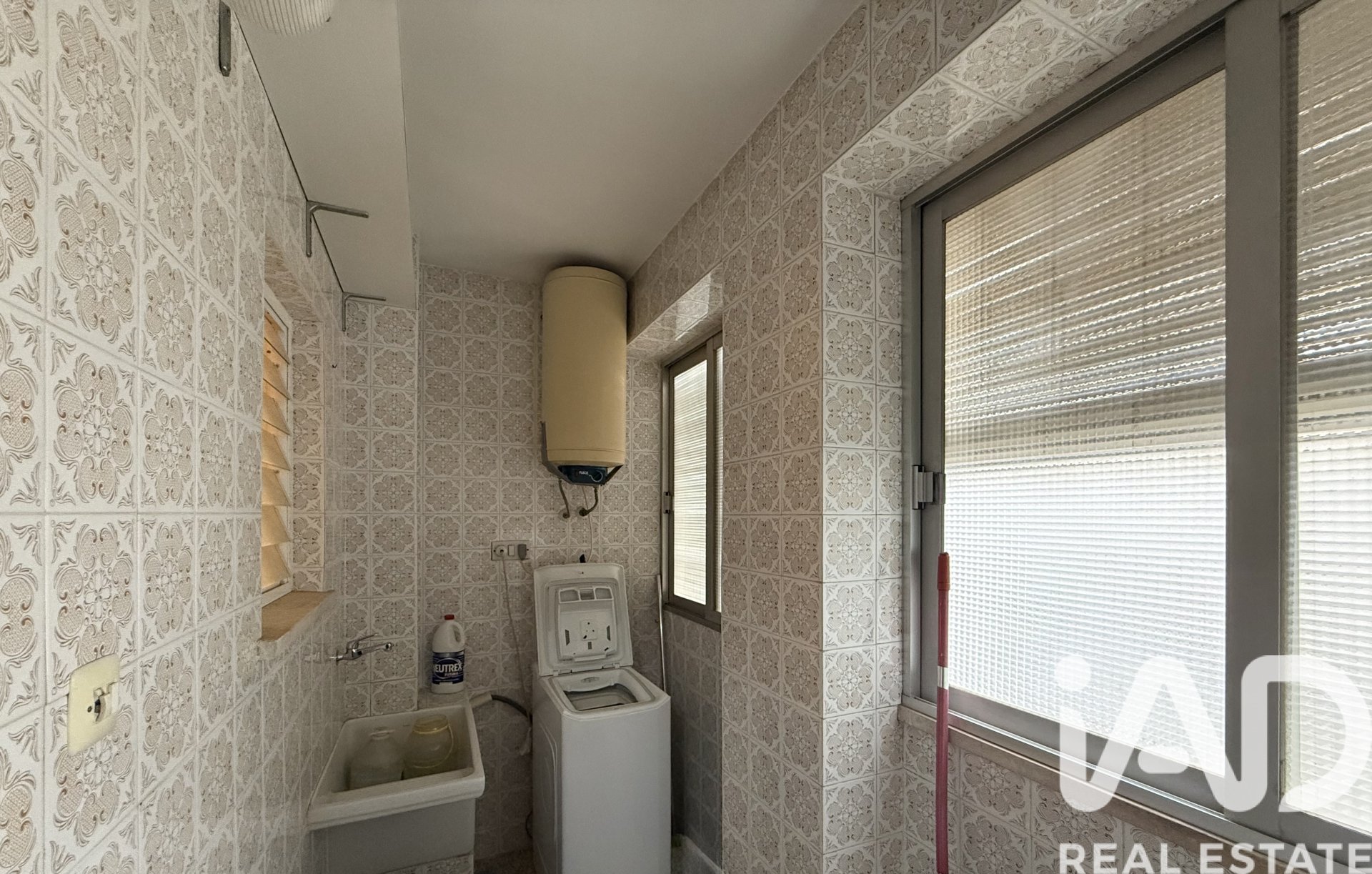 Apartment in Alcoy, Alicante, Spain 3 bedrooms,  No. 185132