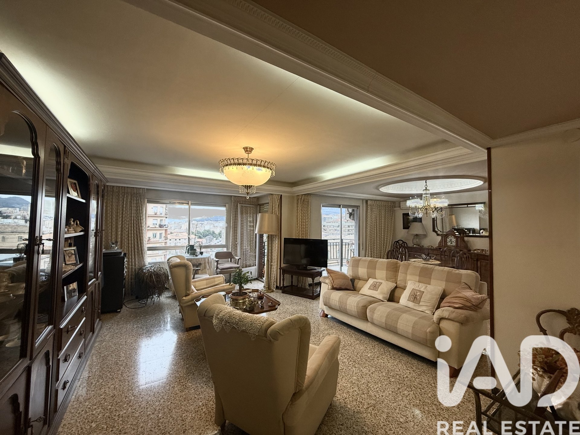 Apartment in Alcoy, Alicante, Spain 3 bedrooms,  No. 185132