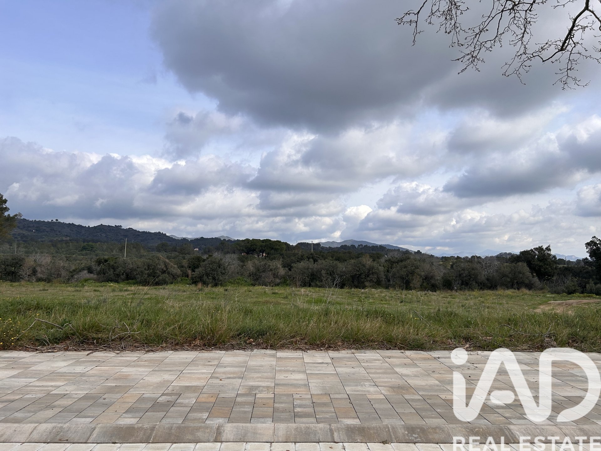 Land plot in Vilanova D'escornalbou, Tarragona, Spain 555 sq.m. No. 185130