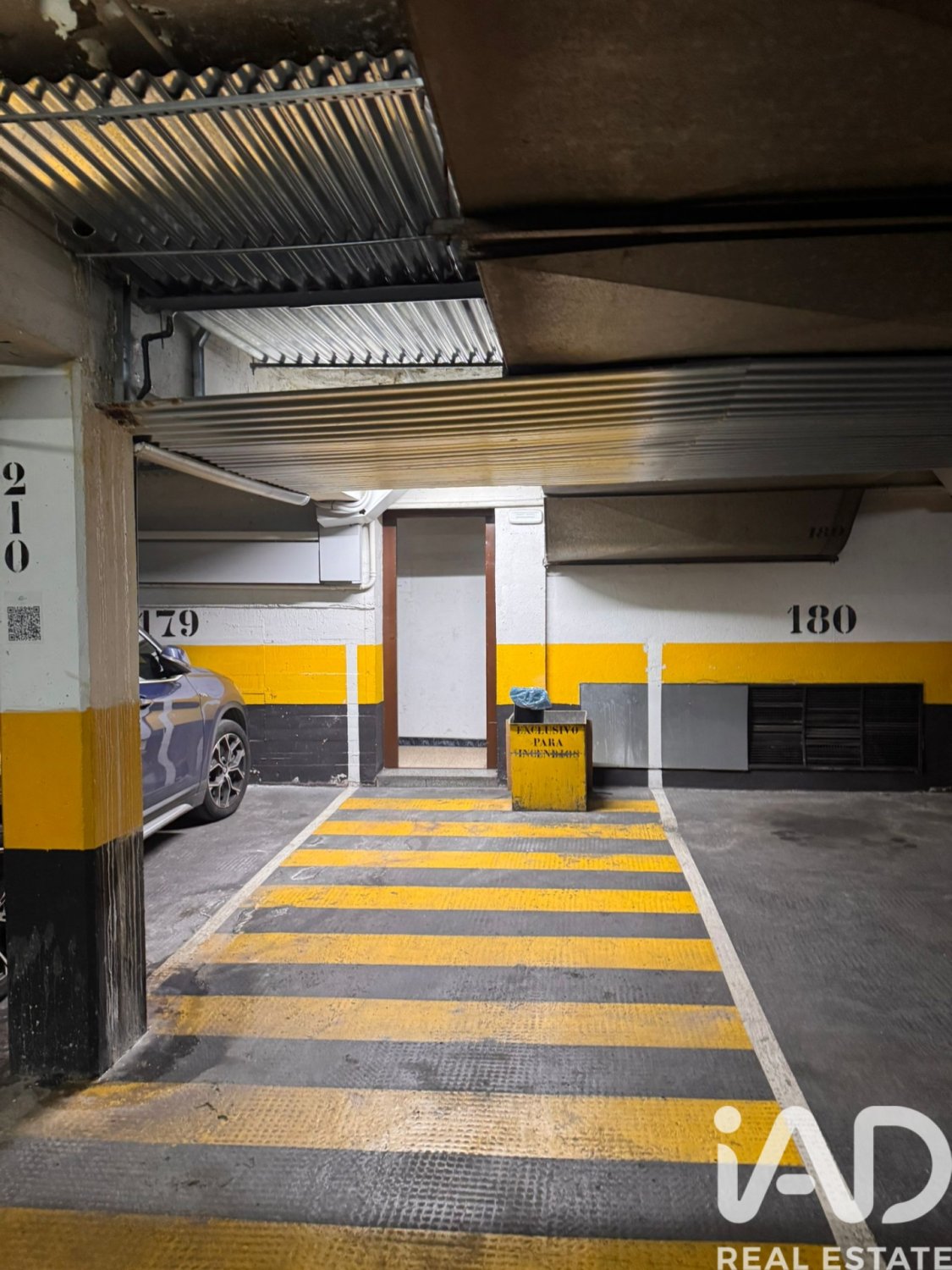 Garage i Madrid, Spanien Nr. 185128