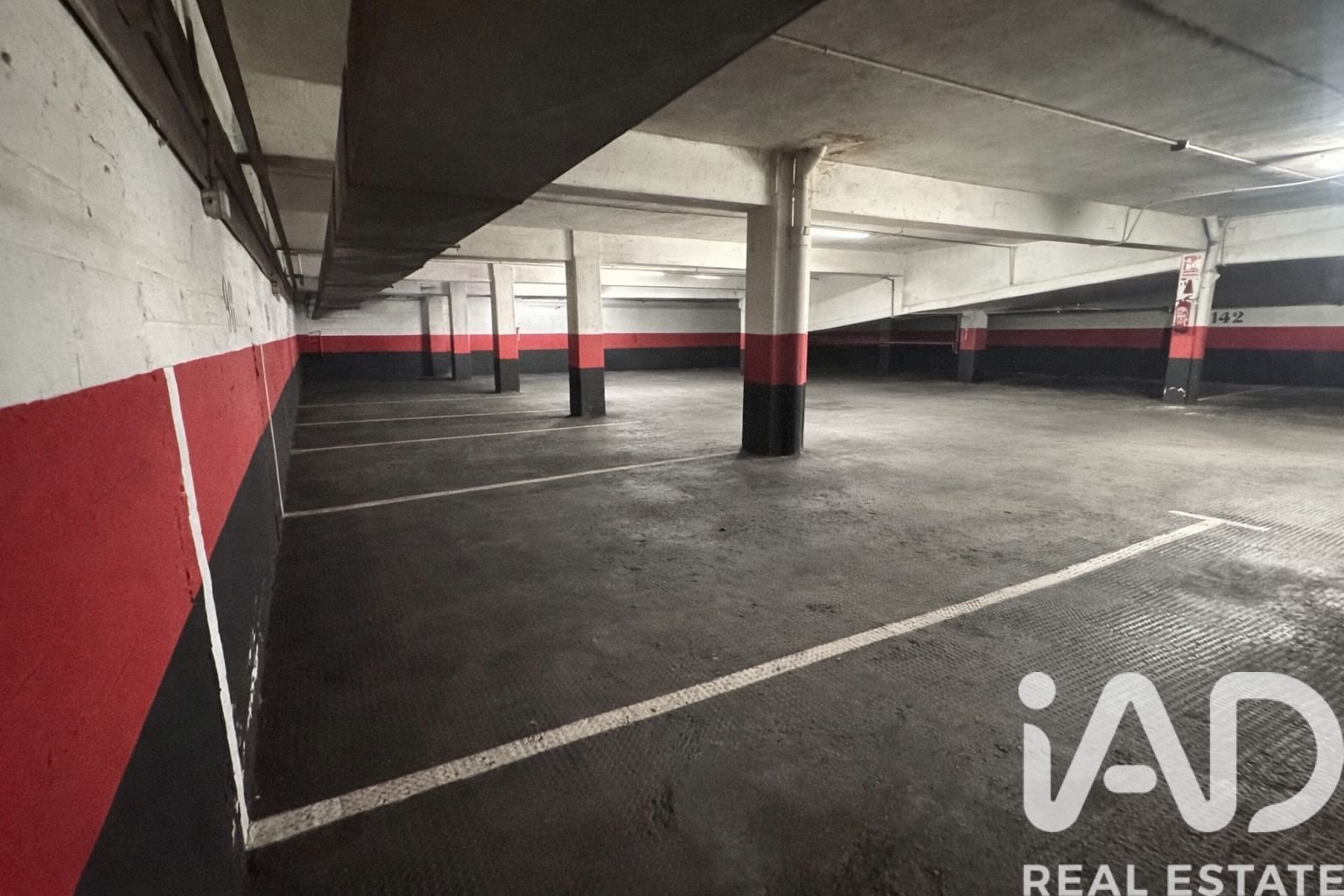 Garage i Madrid, Spanien Nr. 185128