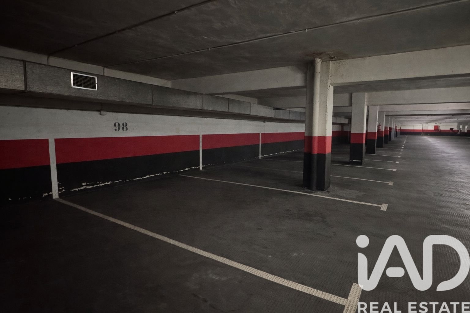 Garage i Madrid, Spanien Nr. 185128