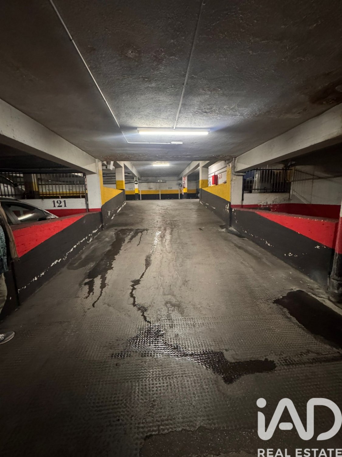 Garage i Madrid, Spanien Nr. 185128