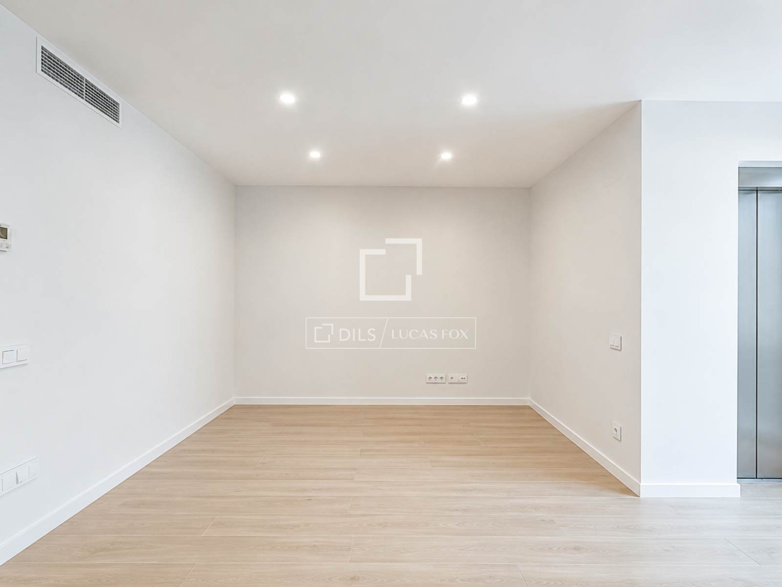 Penthouse in Sitges, Barcelona, Spain 3 bedrooms, 97 sq.m. No. 167567