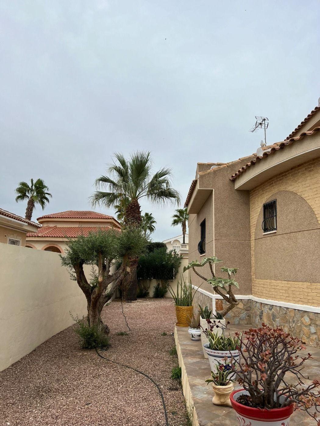 Villa en Benijófar, Alicante, España 3 dormitorios, 119 m2 No. 150047