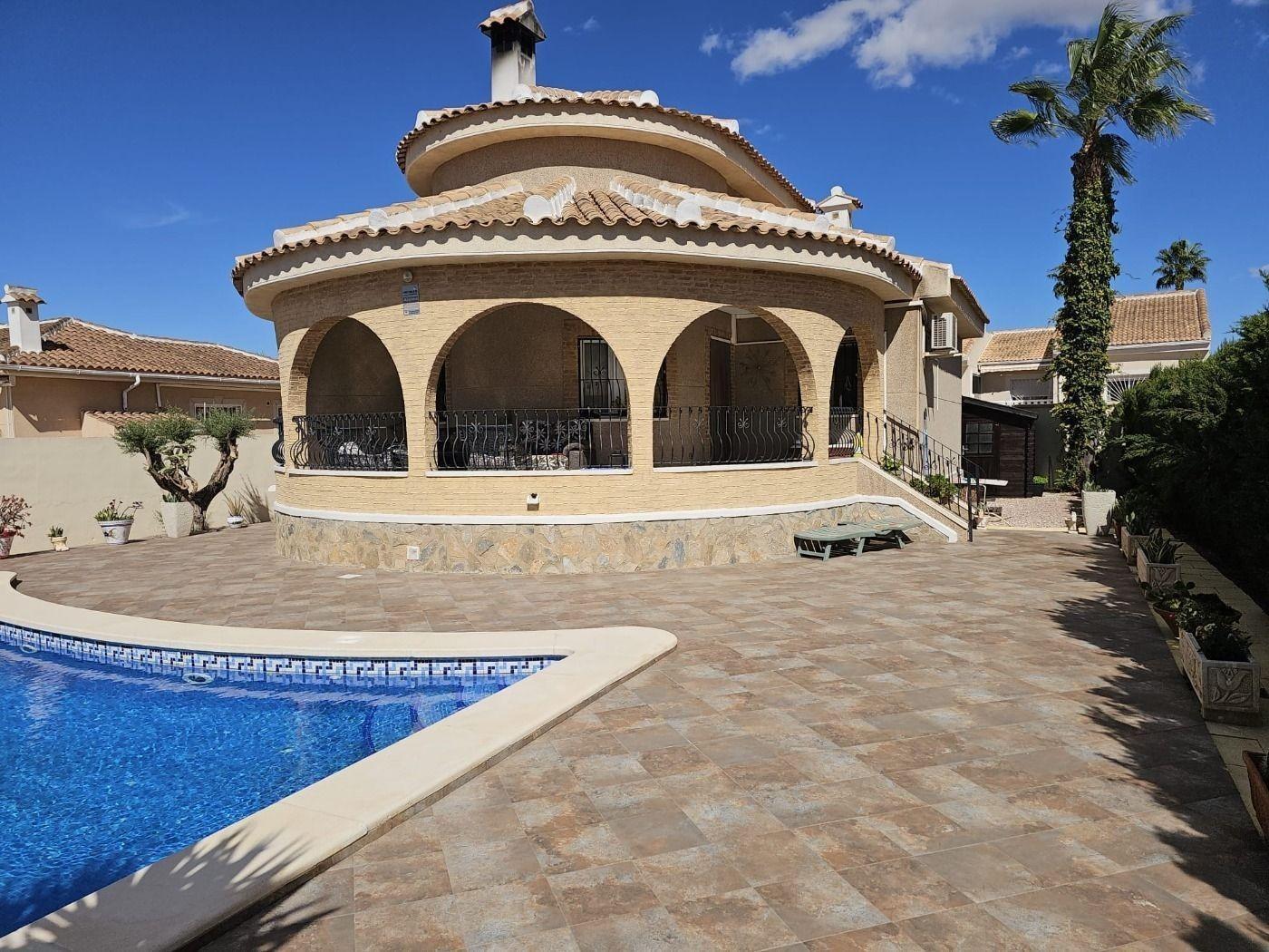 Villa en Benijófar, Alicante, España 3 dormitorios, 119 m2 No. 150047