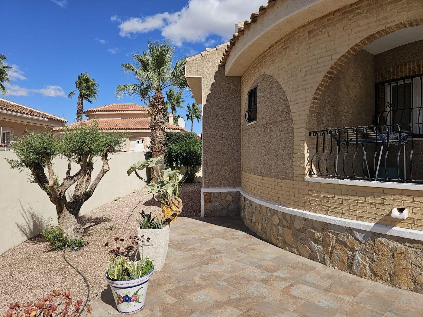 Villa en Benijófar, Alicante, España 3 dormitorios, 119 m2 No. 150047