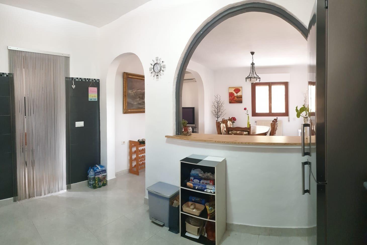 Huvila Alicante, Espanja 6 makuuhuonetta, 325 m2 No. 150048