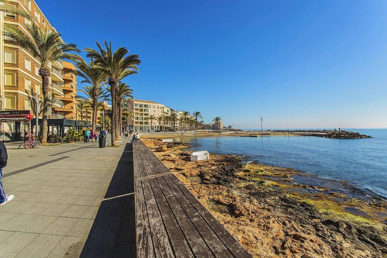 Dzīvoklis Torrevieja, Alicante, Spānijā 3 istabas, 125 m2 Nr. 150046