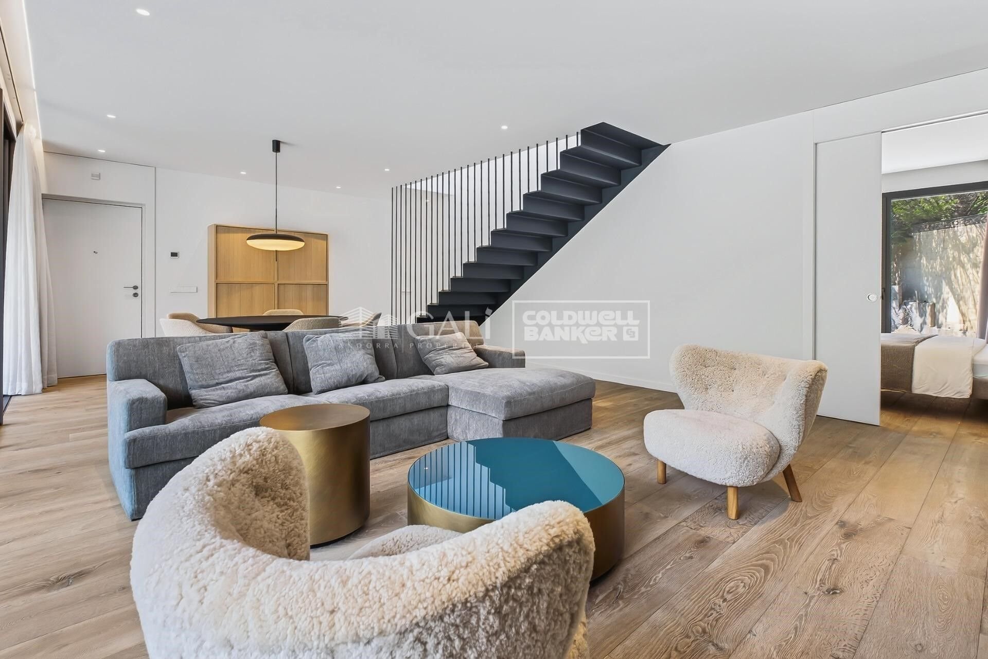 Penthouse in Principado De Andorra (Ninguna Poblacion Tiene C.P.), Lleida, Spain 5 bedrooms, 630 sq.m. No. 160485