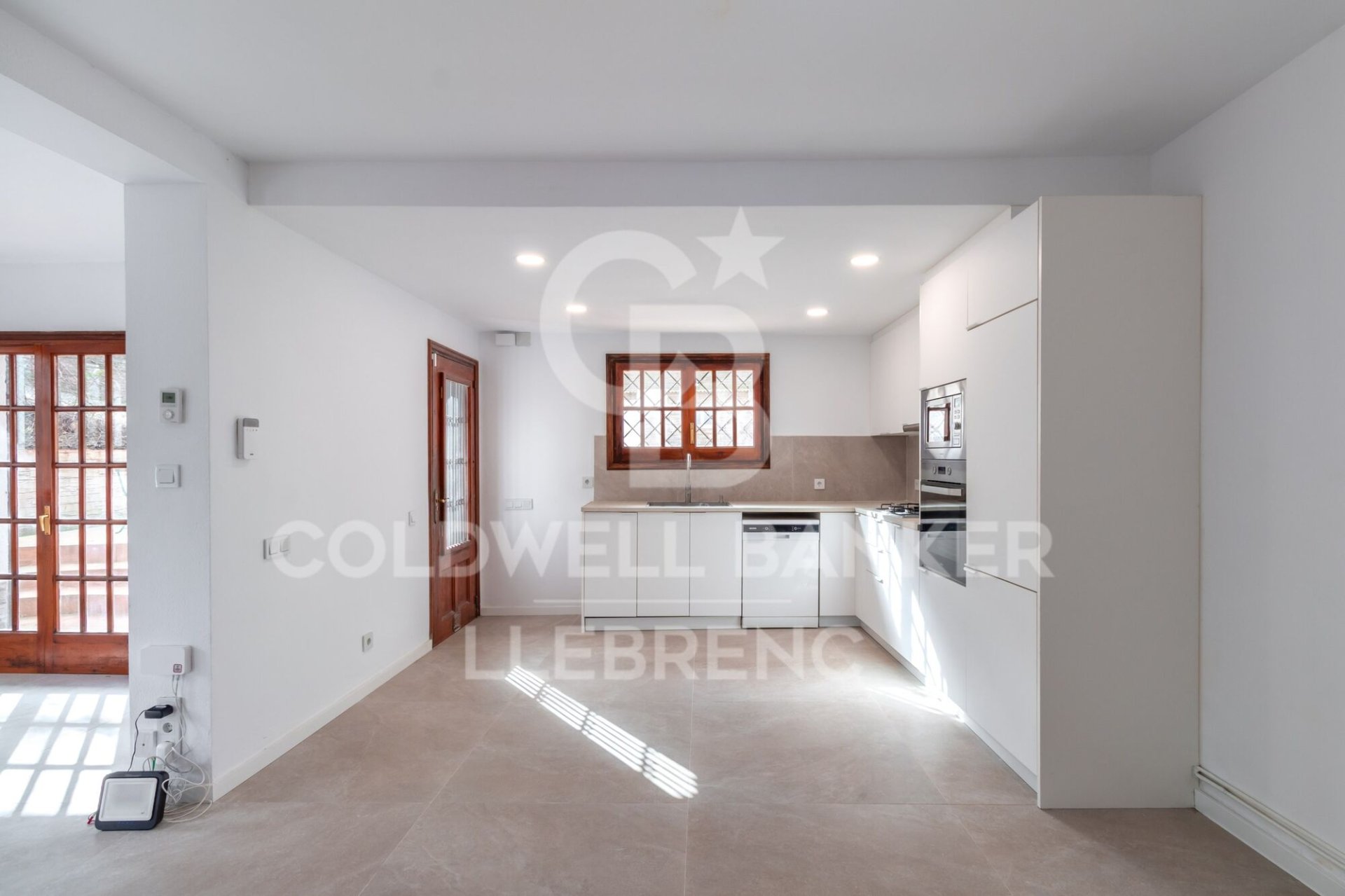 Paritalo Barcelona, Espanja 4 makuuhuonetta,  No. 160487