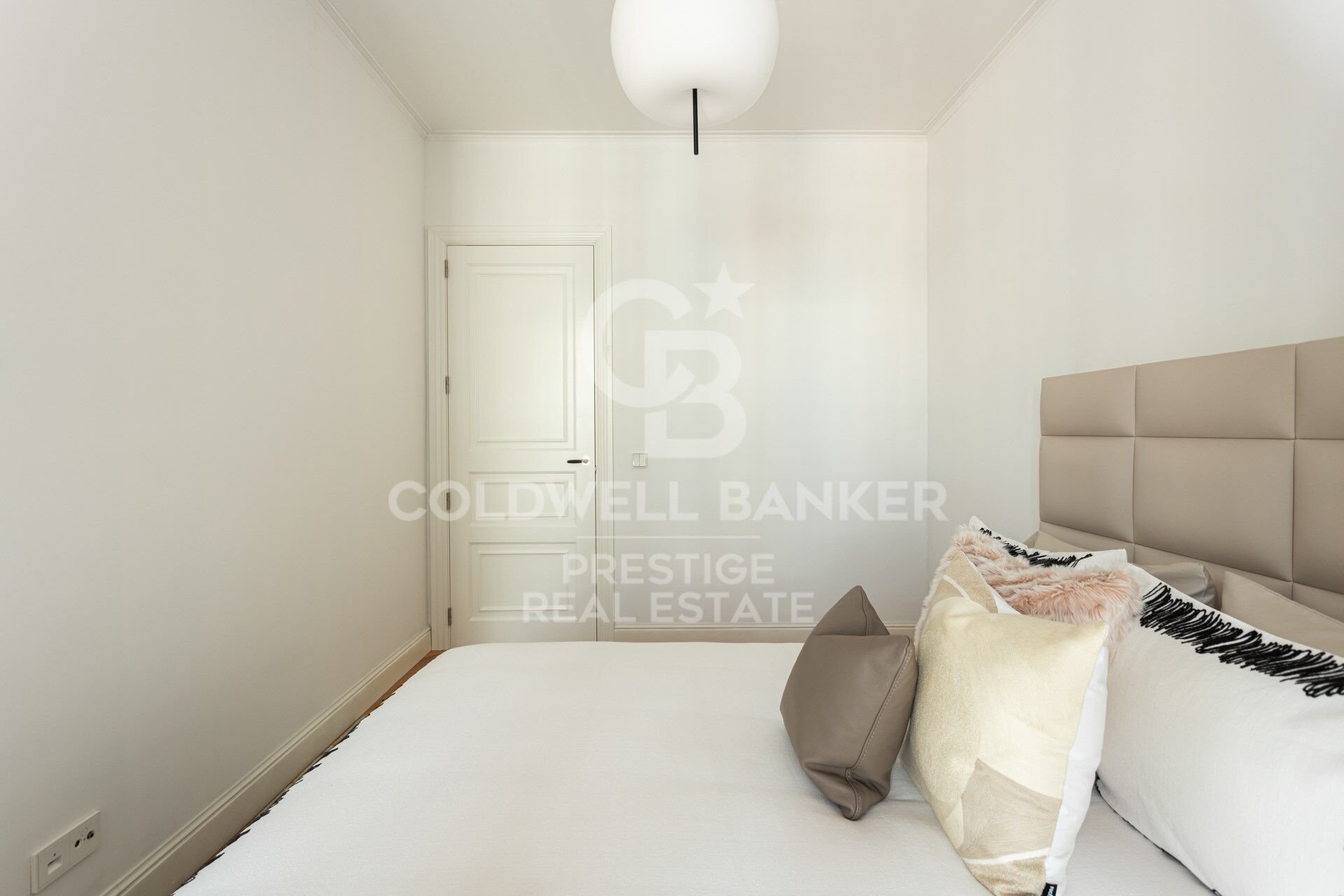 Apartament w Barcelona, Hiszpania 3 sypialnie, 181 mkw. nr 160484