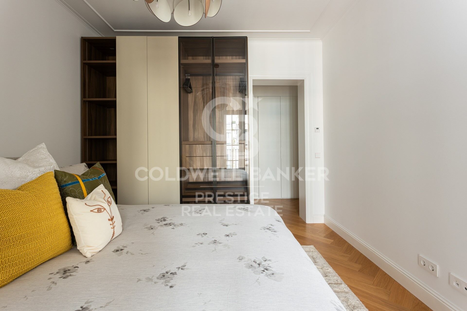 Apartament w Barcelona, Hiszpania 3 sypialnie, 181 mkw. nr 160484