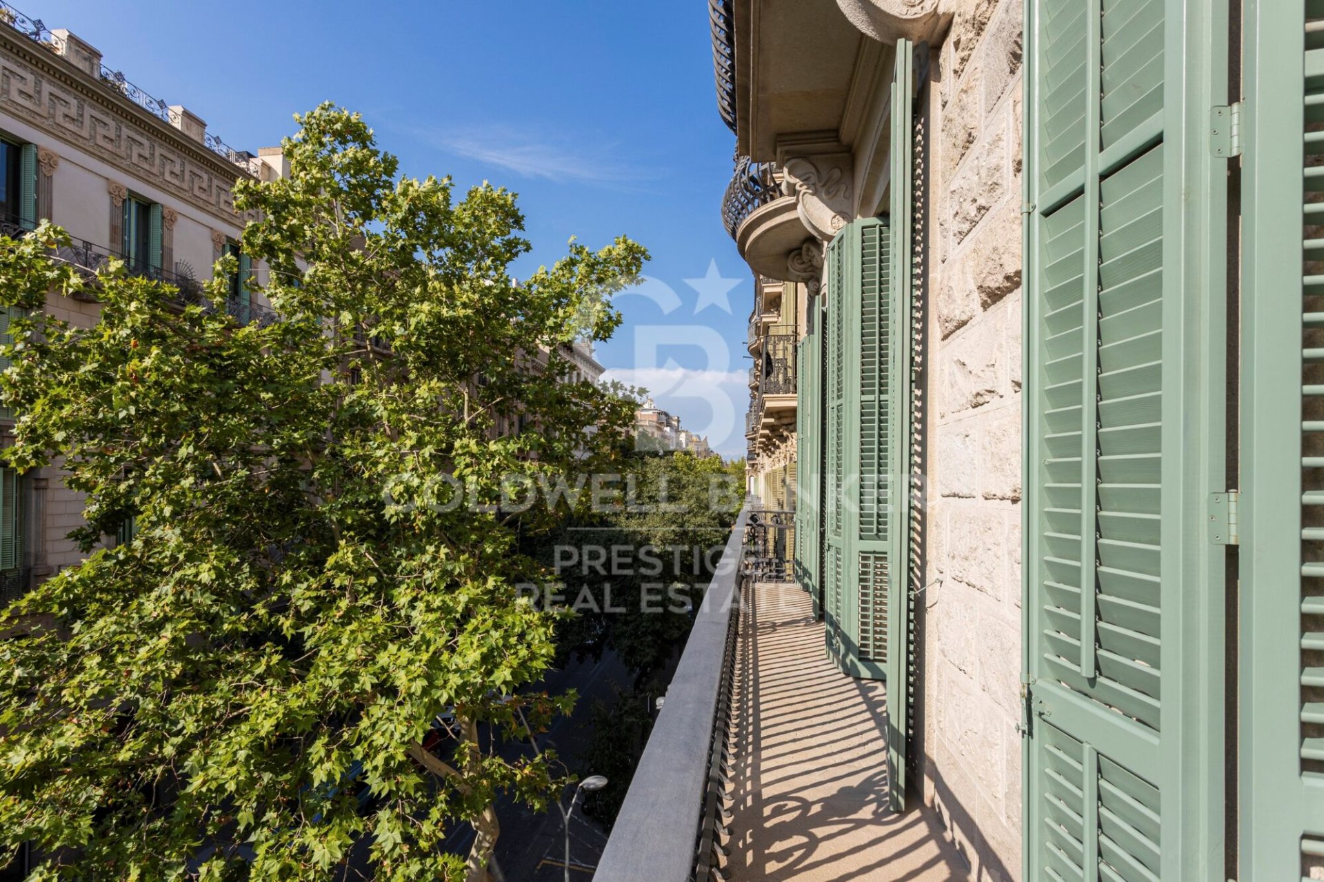 Apartamento en Barcelona, España 3 dormitorios, 165 m2 No. 160483