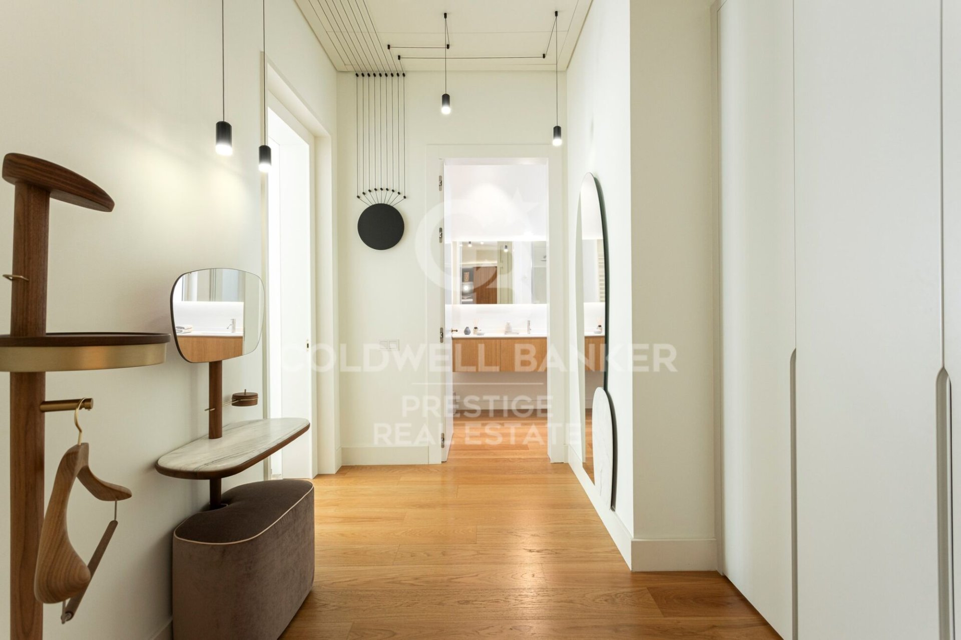 Apartamento en Barcelona, España 3 dormitorios, 165 m2 No. 160483