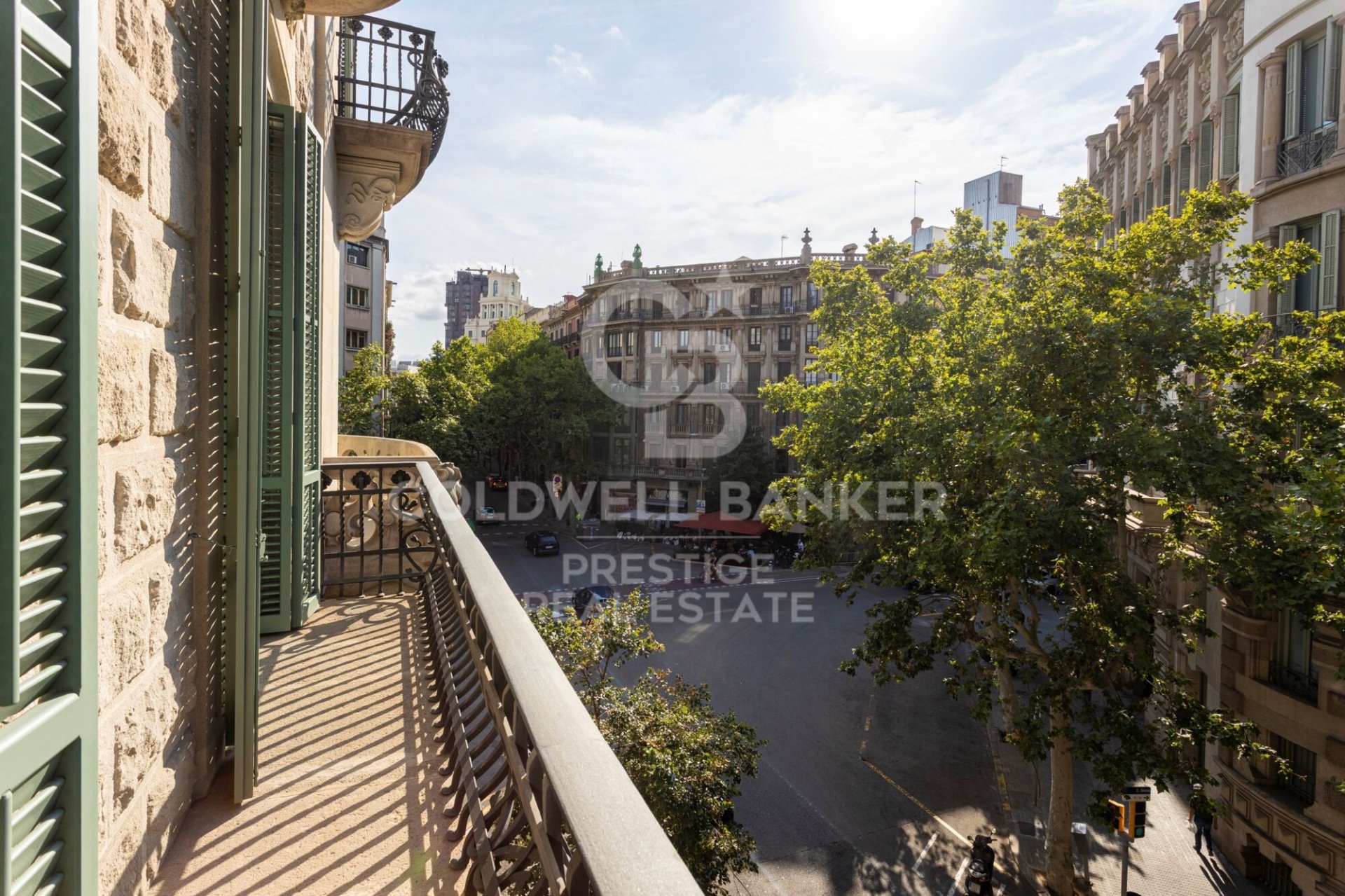 Apartamento en Barcelona, España 3 dormitorios, 165 m2 No. 160483