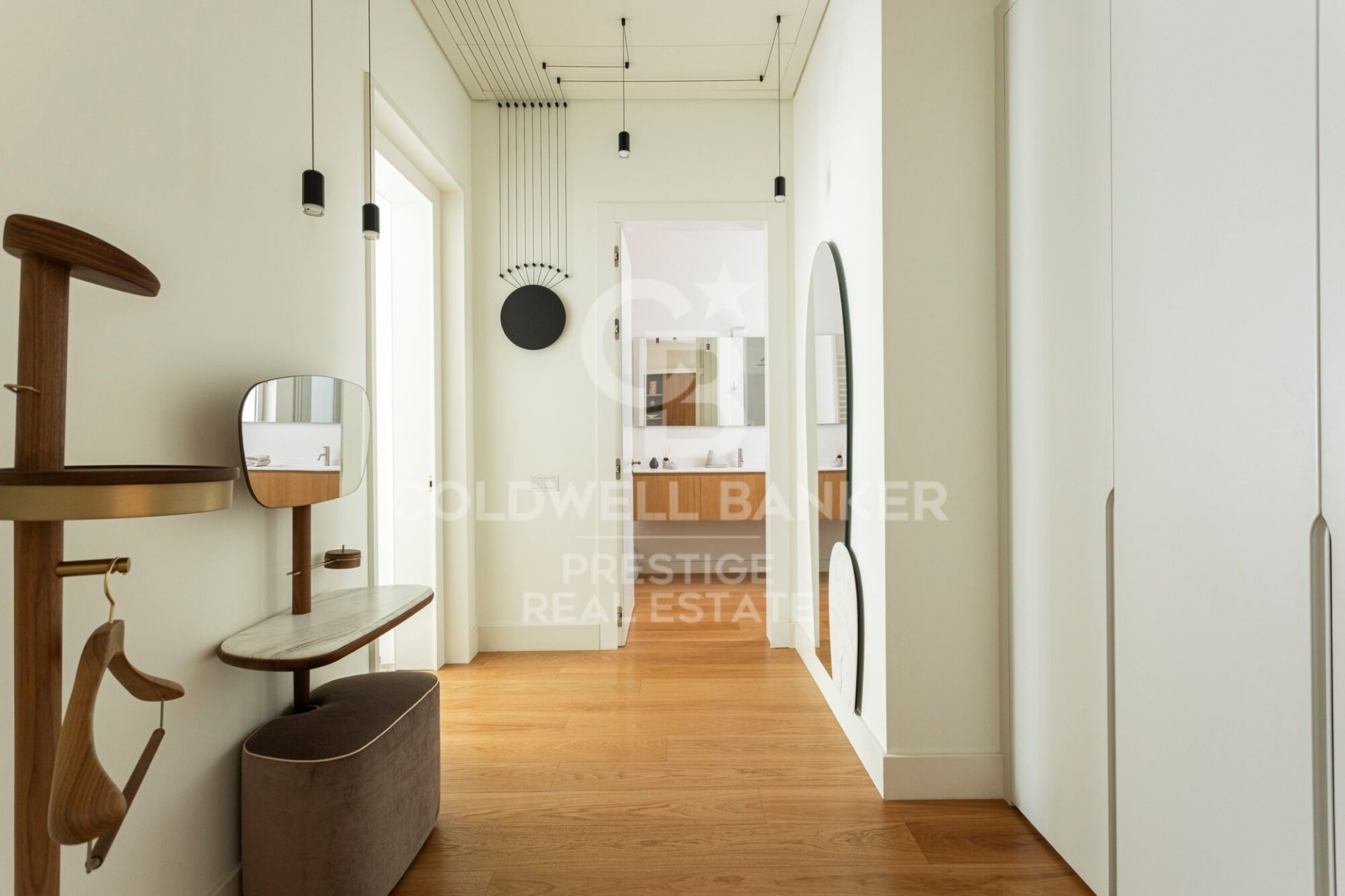 Apartamento en Barcelona, España 3 dormitorios, 165 m2 No. 160483