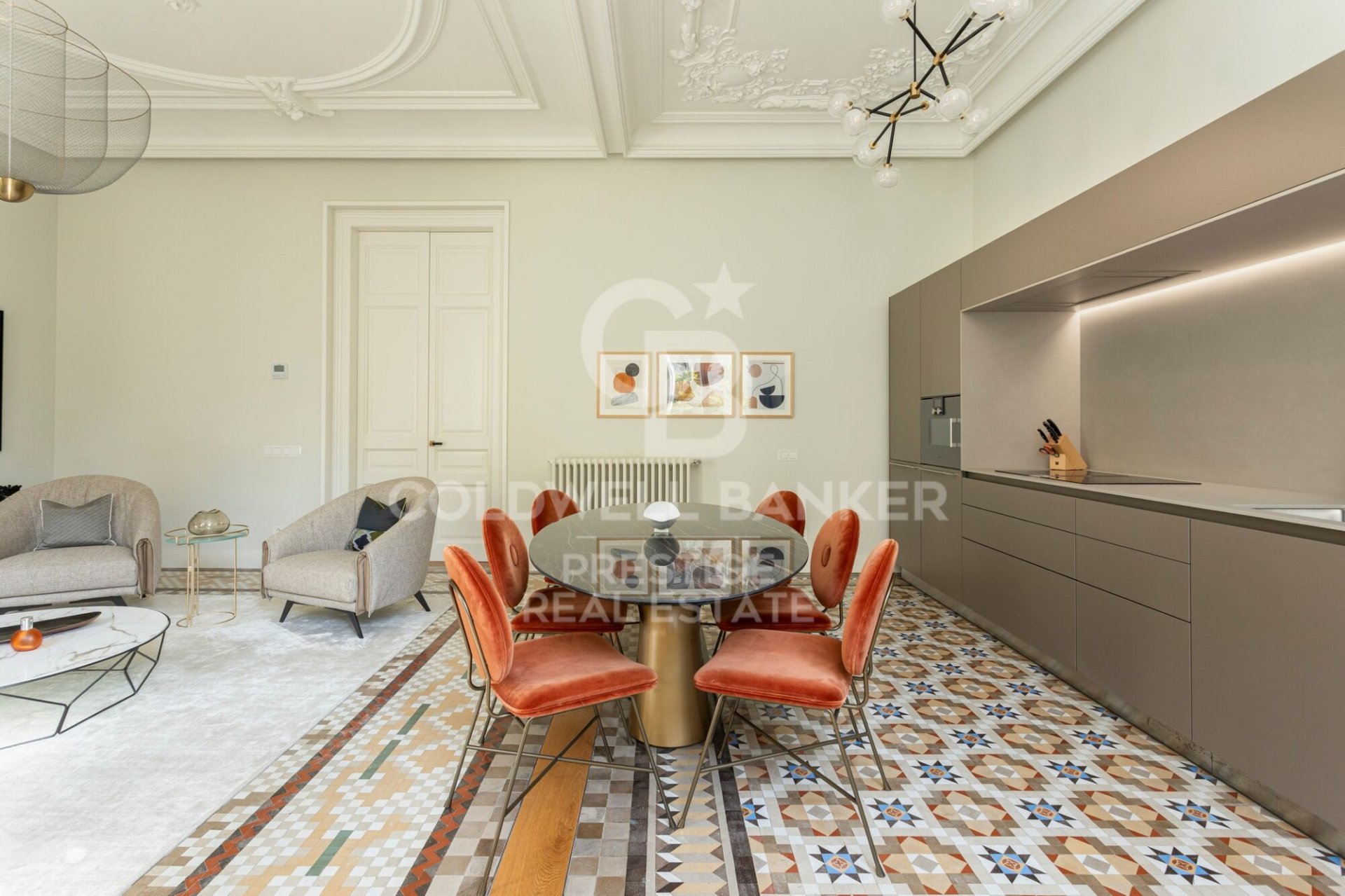 Apartamento en Barcelona, España 3 dormitorios, 165 m2 No. 160483