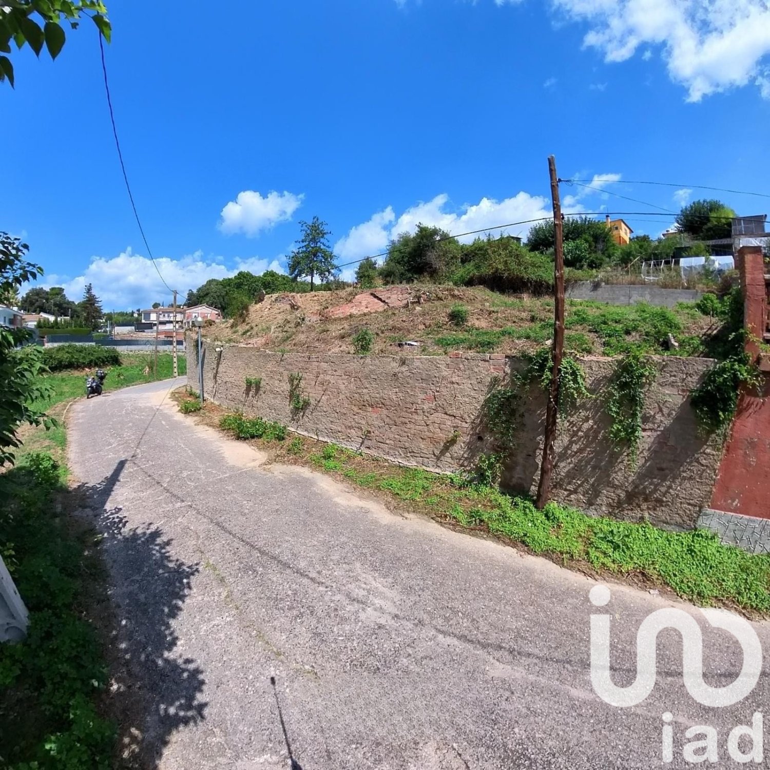 Land in Santa Eulalia De Roncana, Barcelona, Spanien 575 m2 Nr. 185701