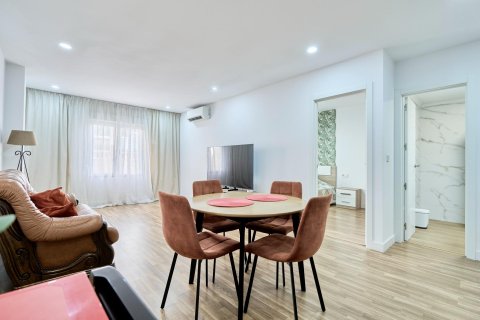 Apartamento en Torrevieja, Alicante, España 1 dormitorio, 52 m2 No. 196901